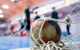 L’entraîneur de handball exerçait à titre bénévole au sein de son club